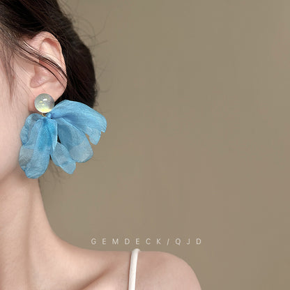 Blue chiffon stud earrings